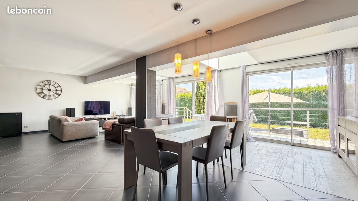 Maison 7 pièces 185 m² · à Servon · 185 m² · 470 000 €