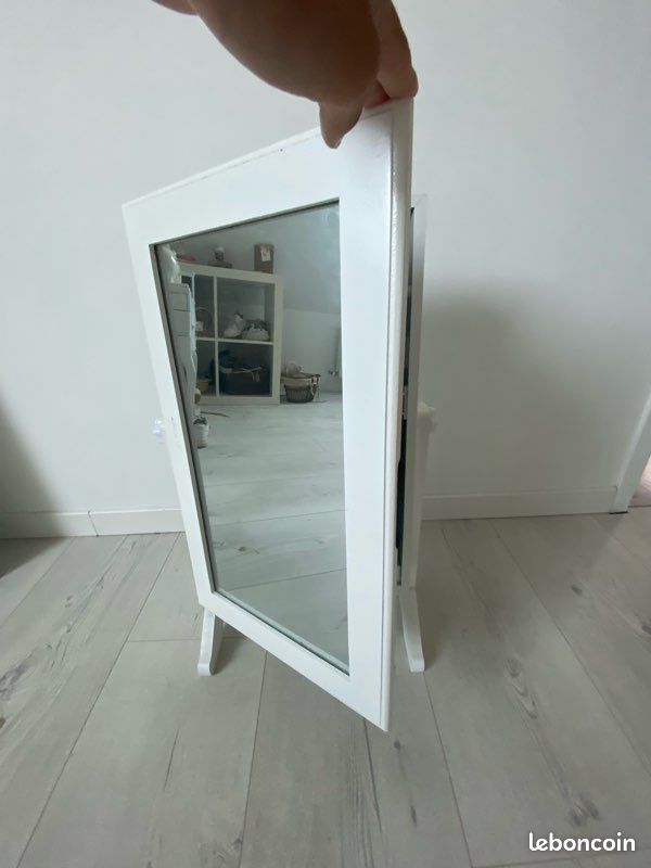 Miroir à bijoux (image 2)