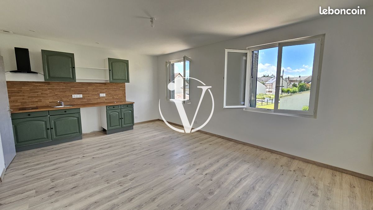 Appartement 2 pièces 38 m² · à Saint-Amand-Longpré · 38 m² · 580 €