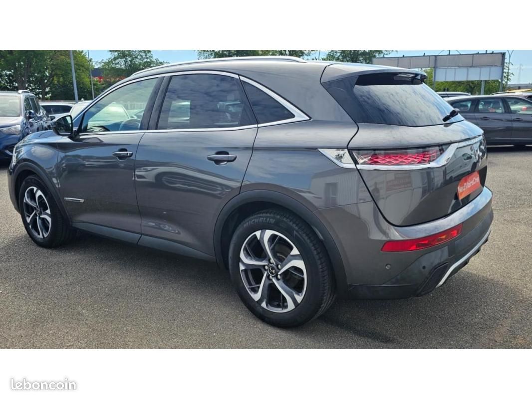 DS 7 Crossback So Chic inspiration RIVOLI Noir Basalte 1.5 BlueHDi 130cv EAT8 SURÉQUIPÉE (image 16)