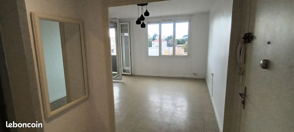 Appartement 3 pièces 63 m² · à Pierrelatte · 63 m² · 728 €/mois