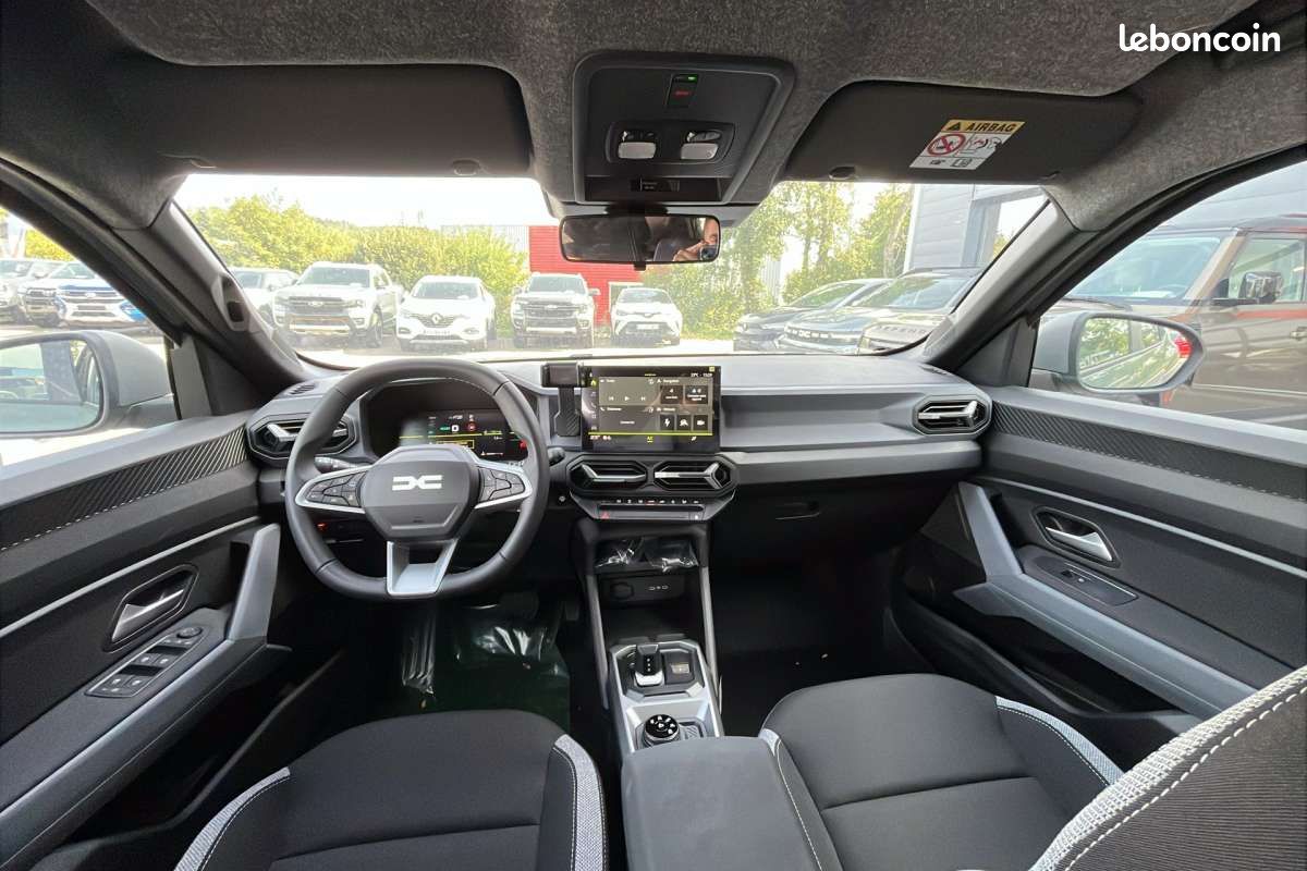 Dacia Duster HYBRID-G 150 4X4 JOURNEY CITY -3% (image 3)