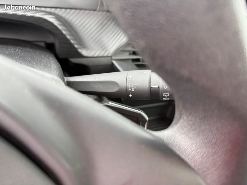 Peugeot 208 1.2 PureTech 75ch S&S Active (image 25)