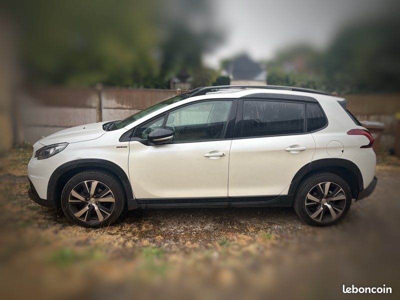 Peugeot 2008 GT-line (image 3)