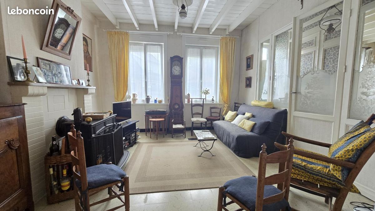 Maison 7 pièces 140 m² · à Staple · 140 m² · 136 000 €