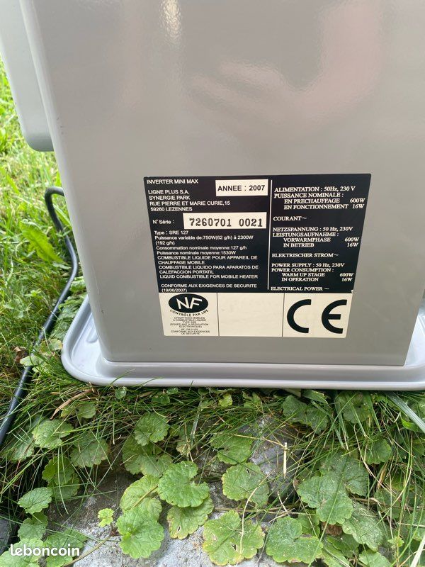Poêle à pétrole électronique Inverter 2300 W – SRE 127 (image 3)