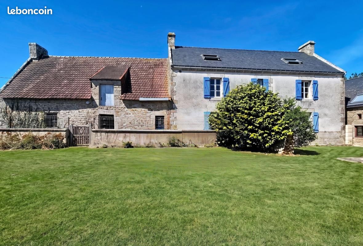 Maison 4 pièces 250 m² · à Sainte-Hélène · 250 m² · 211 700 €