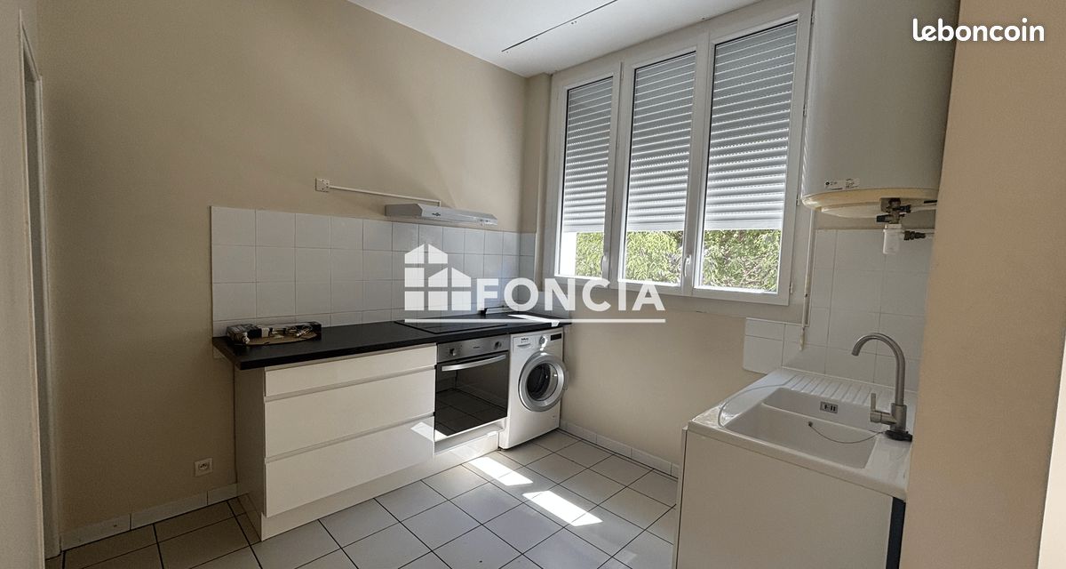 Appartement 1 pièce 28 m² · à Donzère · 28 m² · 365 €/mois