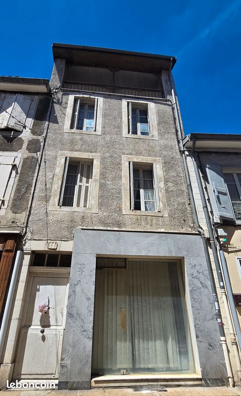 Maison 8 pièces 157 m² · à Saint-Gaudens · 157 m² · 73 000 €