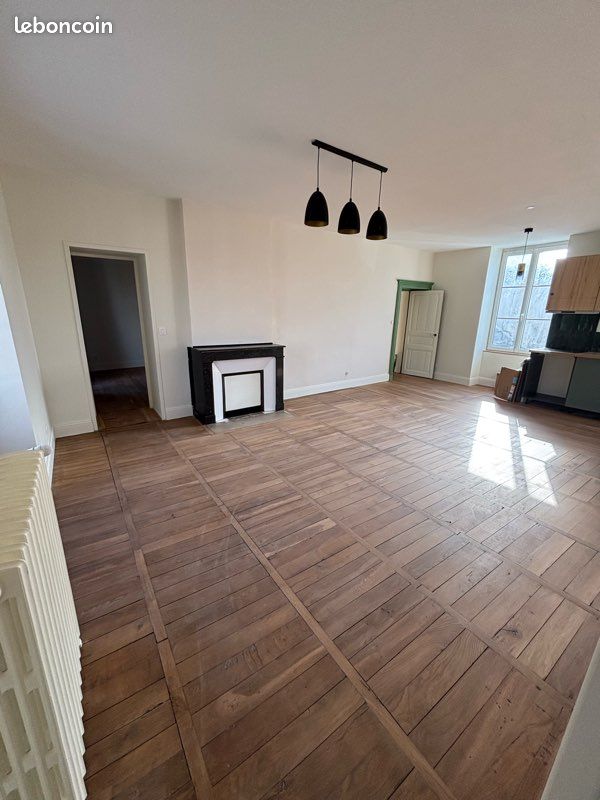 Appartement 3 pièces 76 m² · à Saint-Dyé-sur-Loire · 76 m² · 780 €