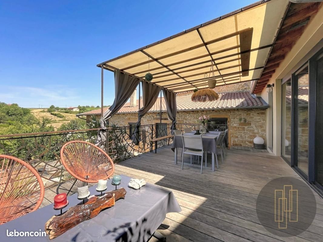 Maison 7 pièces 170 m² · à Moiré · 170 m² · 650 000 €