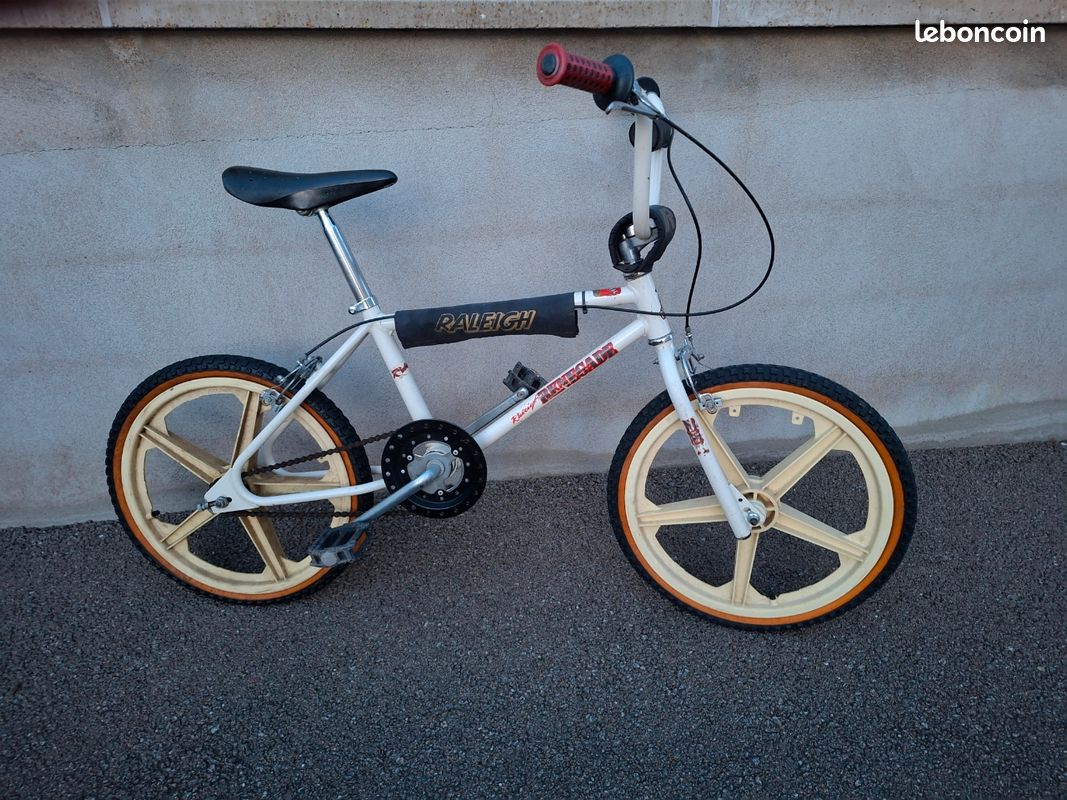 VÉLO BMX OLD school 20'' Bmx Racer EUR 100,00 - FR