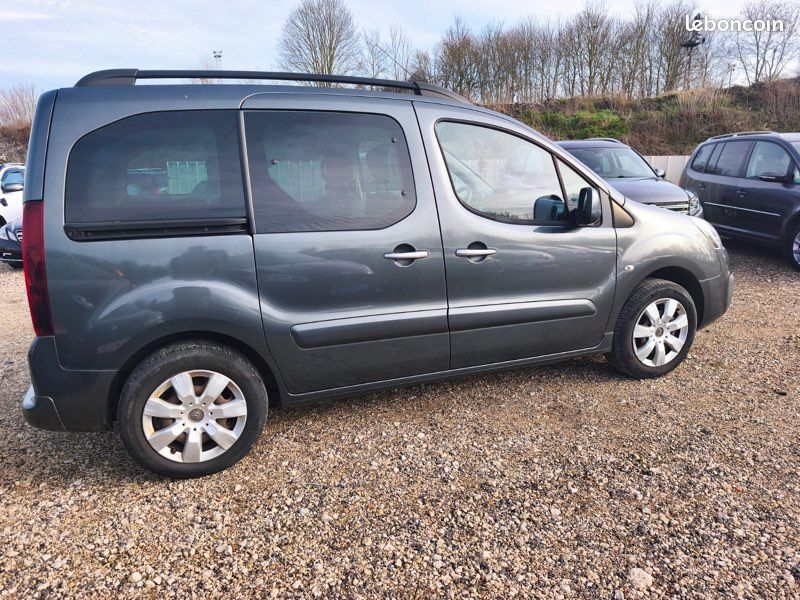CITROËN BERLINGO 1,6 e-HDI 75 CH MULTISPACE 5 PLACES 1 ère MAIN - 67 000 KMS - 12/2015 (image 3)