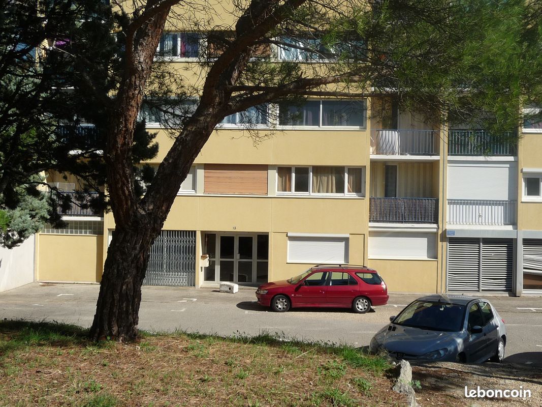 Appartement 3 pièces 68 m² · à Villeneuve-lès-Avignon · 68 m² · 675 €/mois