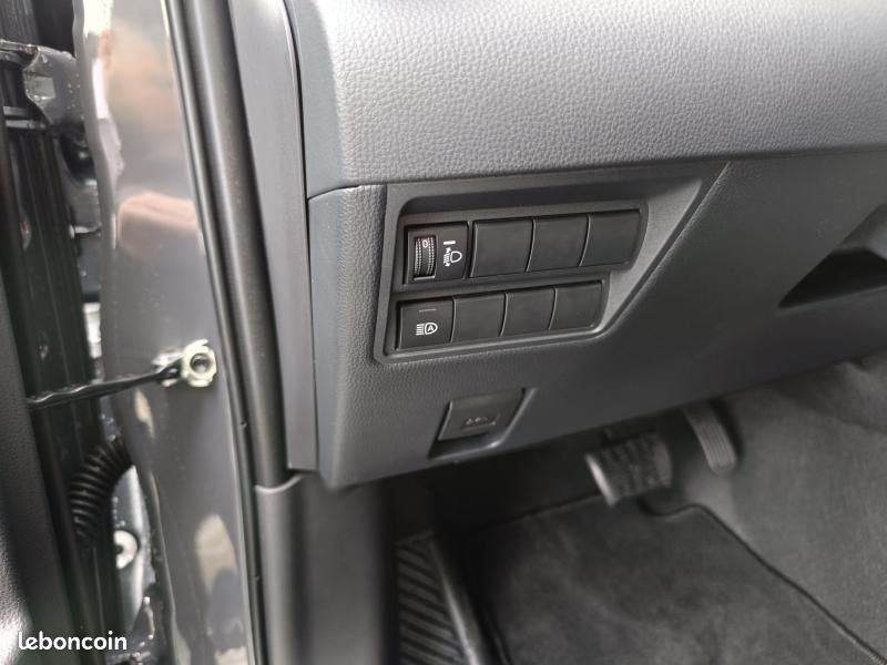 Toyota Yaris 116h Design 5p MY26 (image 14)