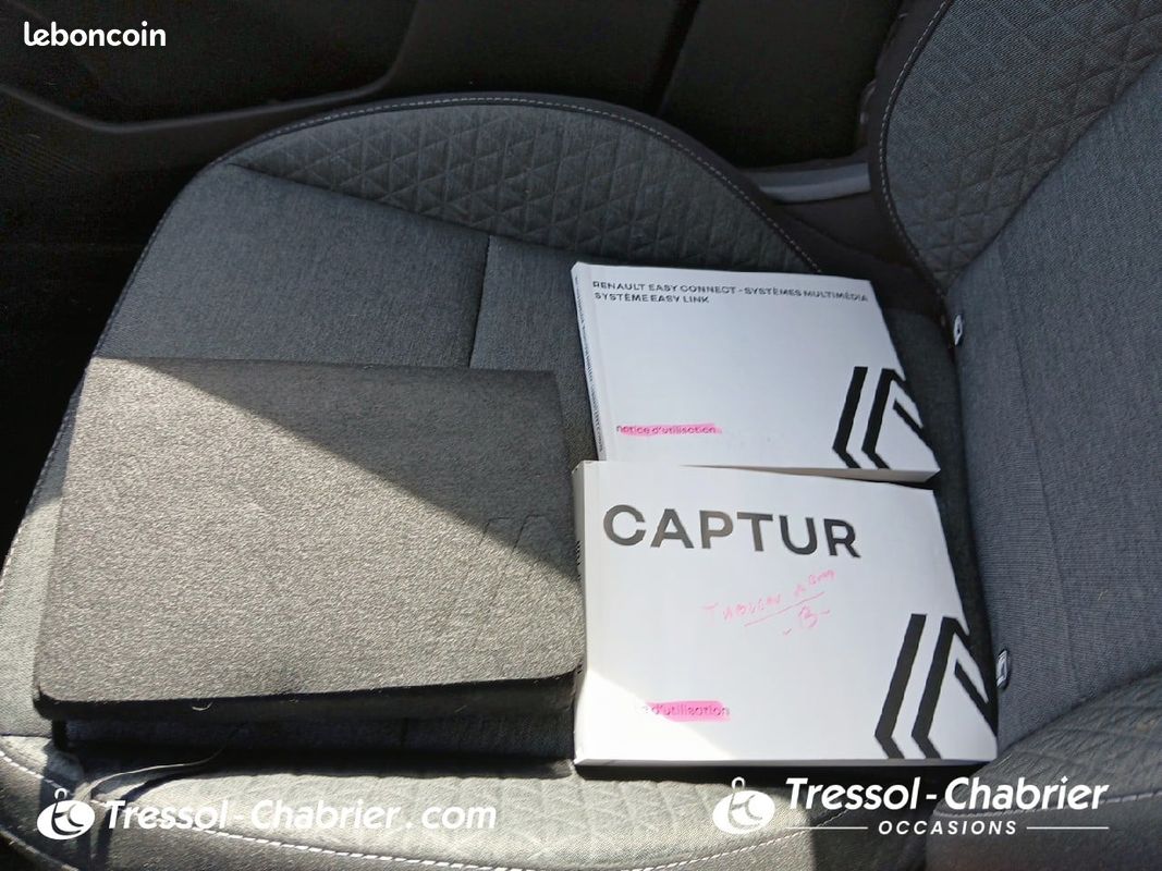 RENAULT Captur E-Tech hybride 145 Equilibre (image 28)