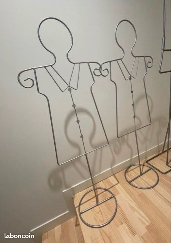 Valets de chambre / portants pour enfant (image 1)