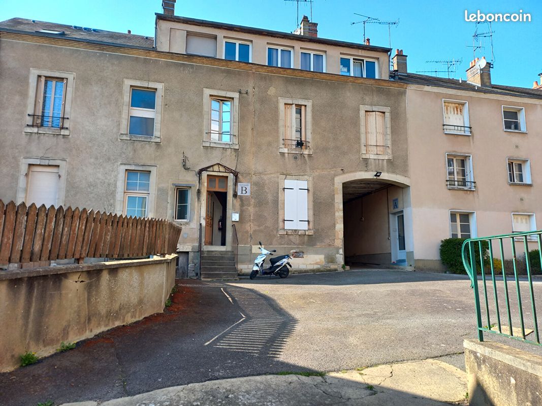 Appartement 3 pièces 74 m² · à La Ferté-Bernard · 74 m² · 71 200 €