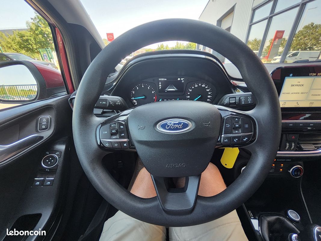 FORD FIESTA 1.0 EcoBoost 100 ch SS BVM6 (image 12)