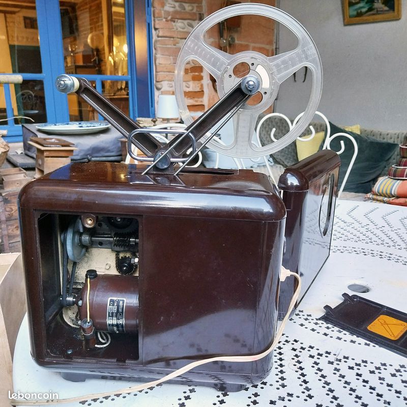 Lot De 2 Projecteurs 8mm CINERIC - Ericsson & Tiranty - Années 1950 (pour Pièces/déco)