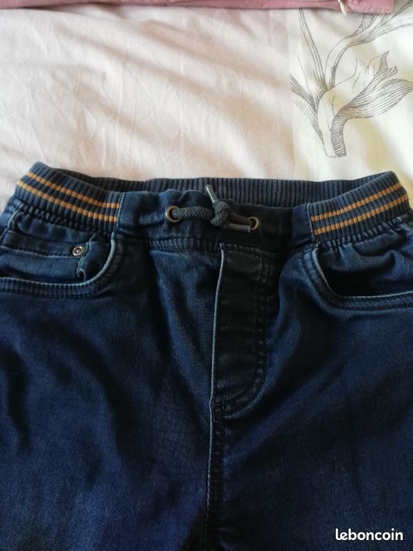 Jean's (image 3)