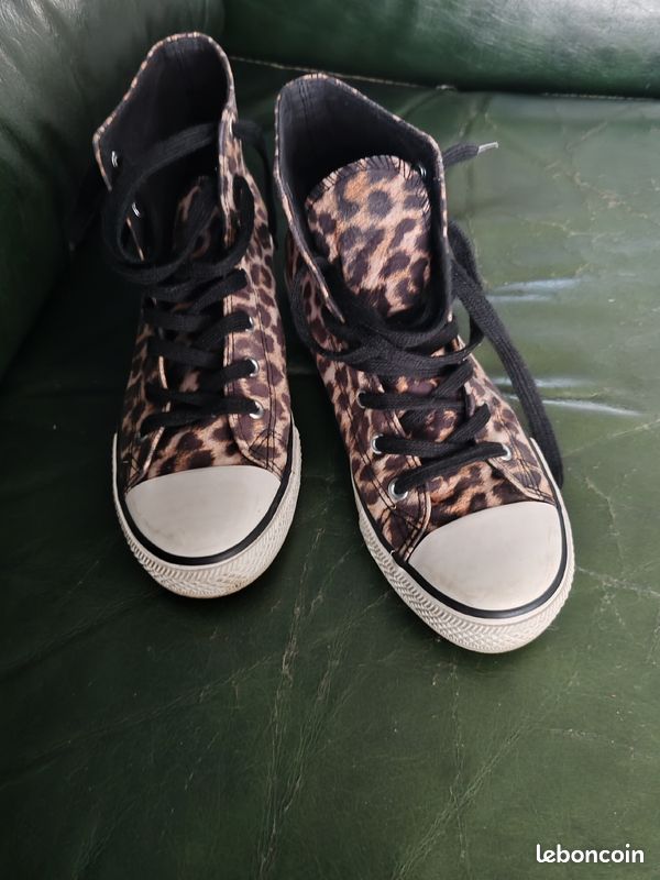 Pink Leopard Print Converse Converse Shoreline Cheetah Chuck
