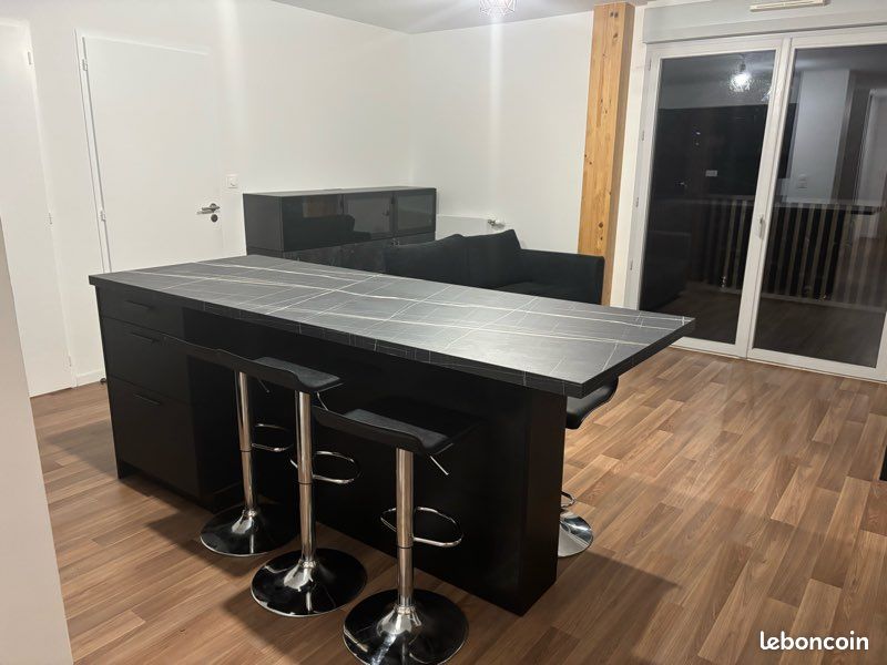 T2 meublé 53 m² – Terrasse 14 m² – Dernier étage – Parking – Saint-Herblain (image 9)