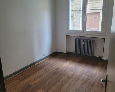 F3 5mn centre ville 57m2