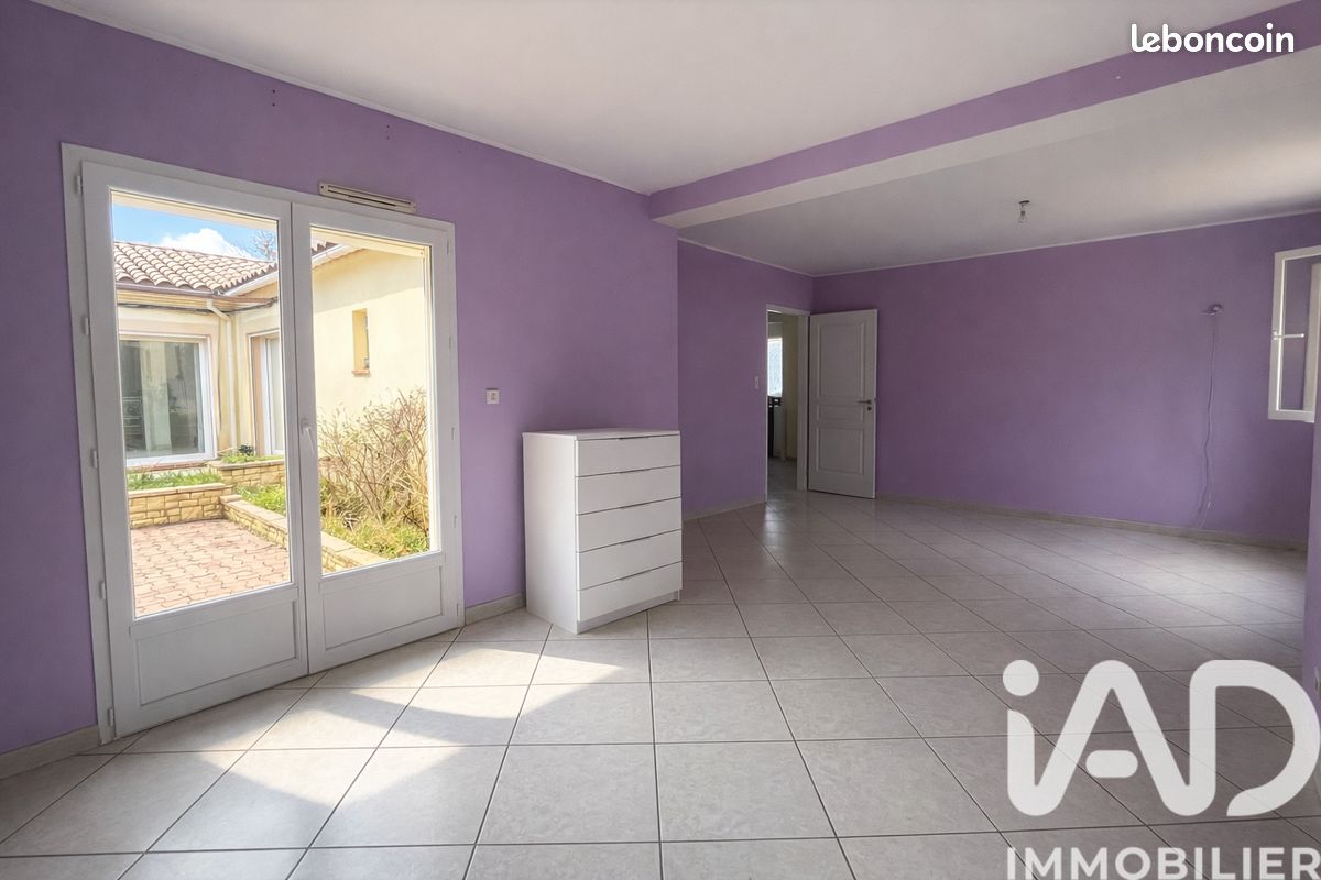 Propriété 11 pièces 254 m² (image 18)