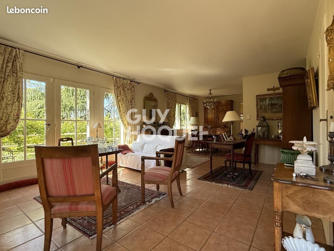Maison 6 pièces 117 m² · à Yerres · 117 m² · 345 000 €