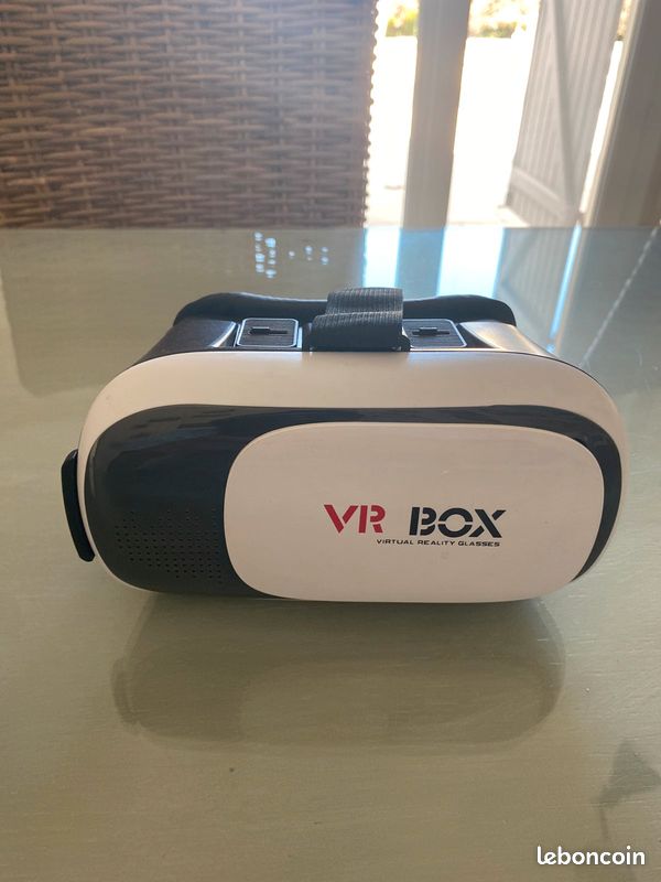 Casque VR inclus avec ça boîte d’origine (image 1)