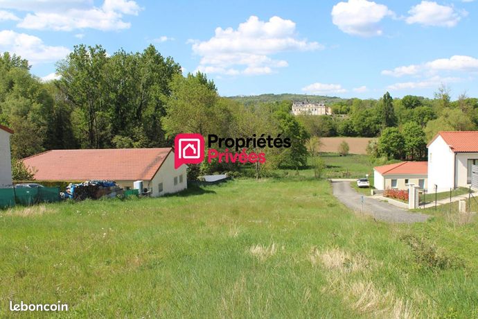 Terrain 1 296 m² Yssac La Tourette