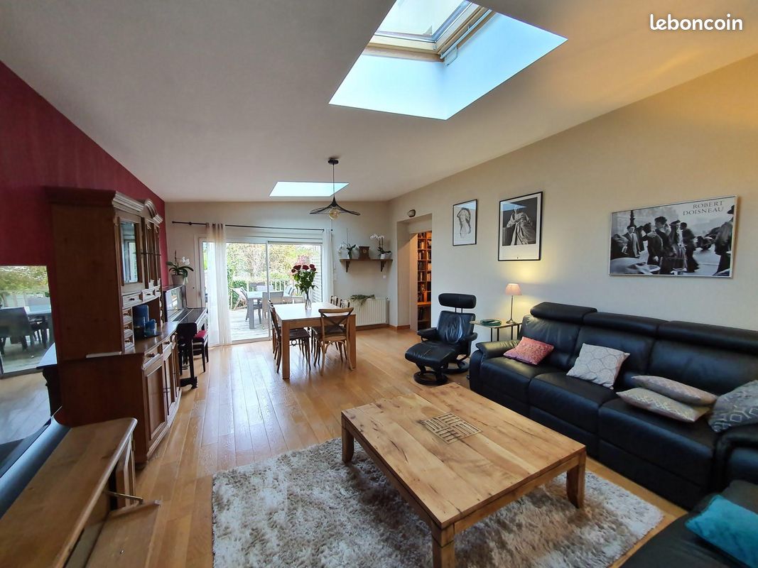 Maison 6 pièces 160 m² · à Lorient · 160 m² · 1 550 €/mois
