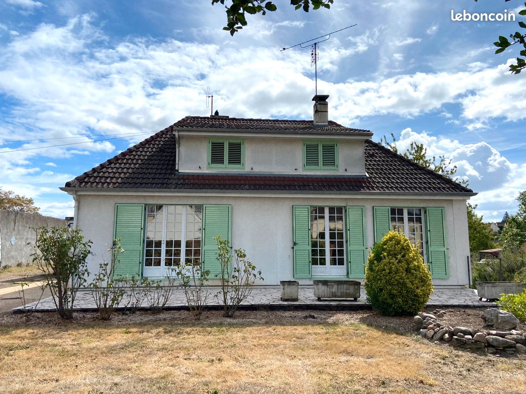 Maison 6 pièces 145 m² · à Gueugnon · 145 m² · 160 000 €