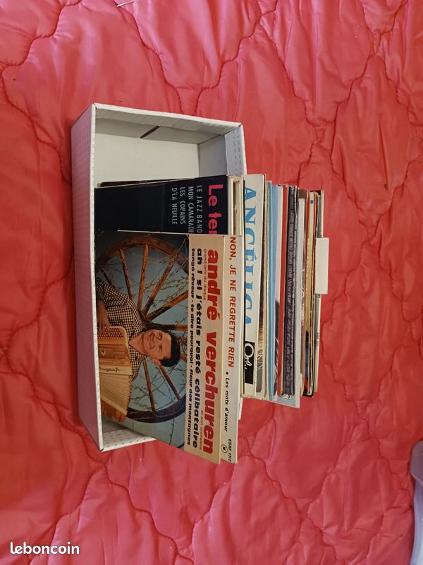 Lot de disques vinyl 45t divers artistes (image 1)