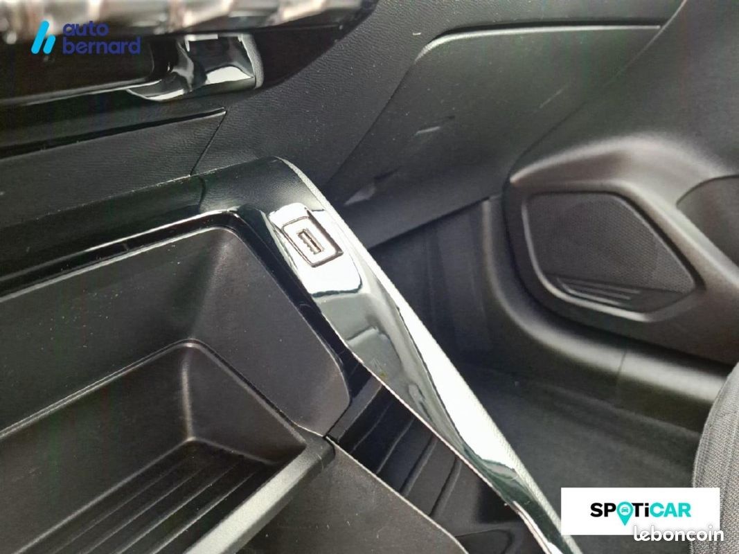 Peugeot 208 Affaire 1.5 BlueHDi 100 Premium (image 18)