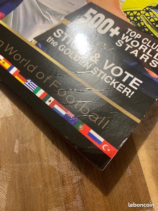 Album panini FIFA 365 2016 complet en très bon état (image 10)