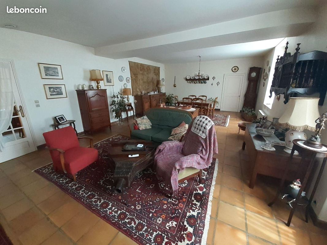 Maison 158 m² · à Écommoy · 158 m² · 283 500 €