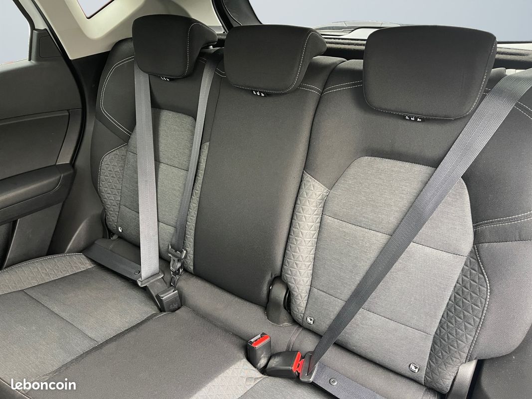 RENAULT Captur E-Tech hybride 145 Evolution (image 15)