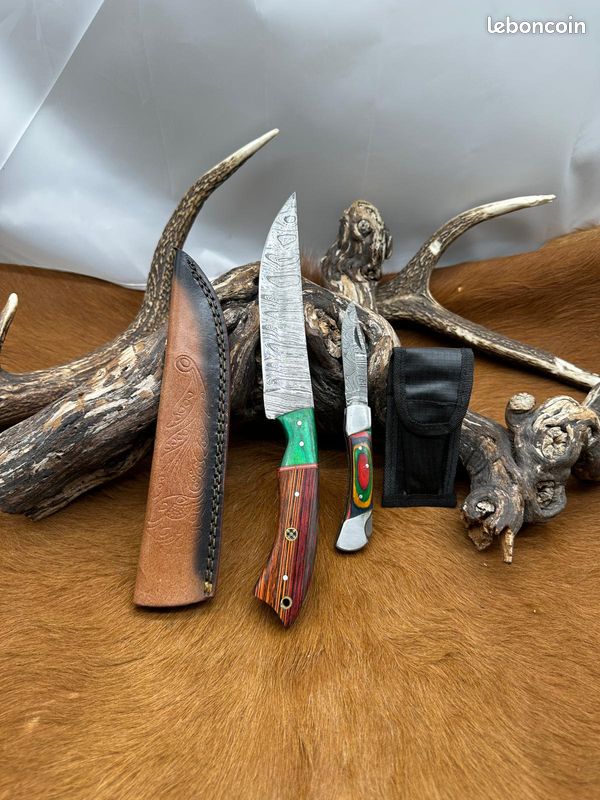 Magnifique Couteau de chasse lame en acier damas 256 couches avec Petit Couteau de poche Offert ref D320 (image 1)