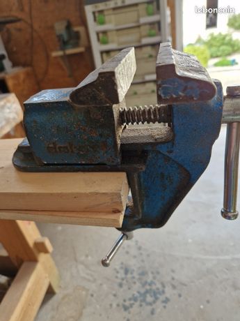 Etau de perceuse mors 100mm Dolex