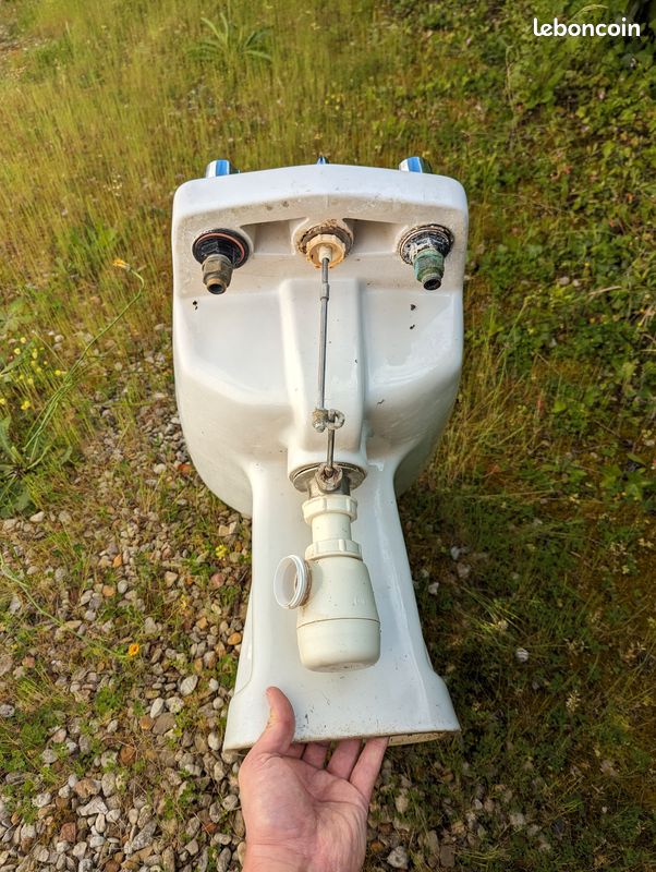Bidet à poser au sol (image 4)