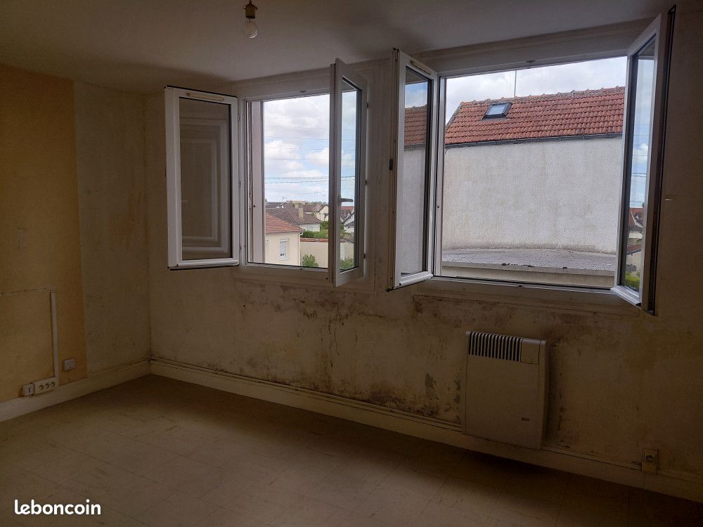 Appartement 3 pièces 48 m² · à Sainte-Savine · 48 m² · 50 000 €
