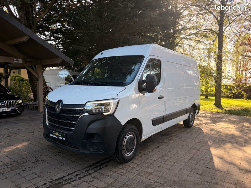 Renault Master L2H2 2.3 dCi 135 ch TRAC Grand Confort 2022