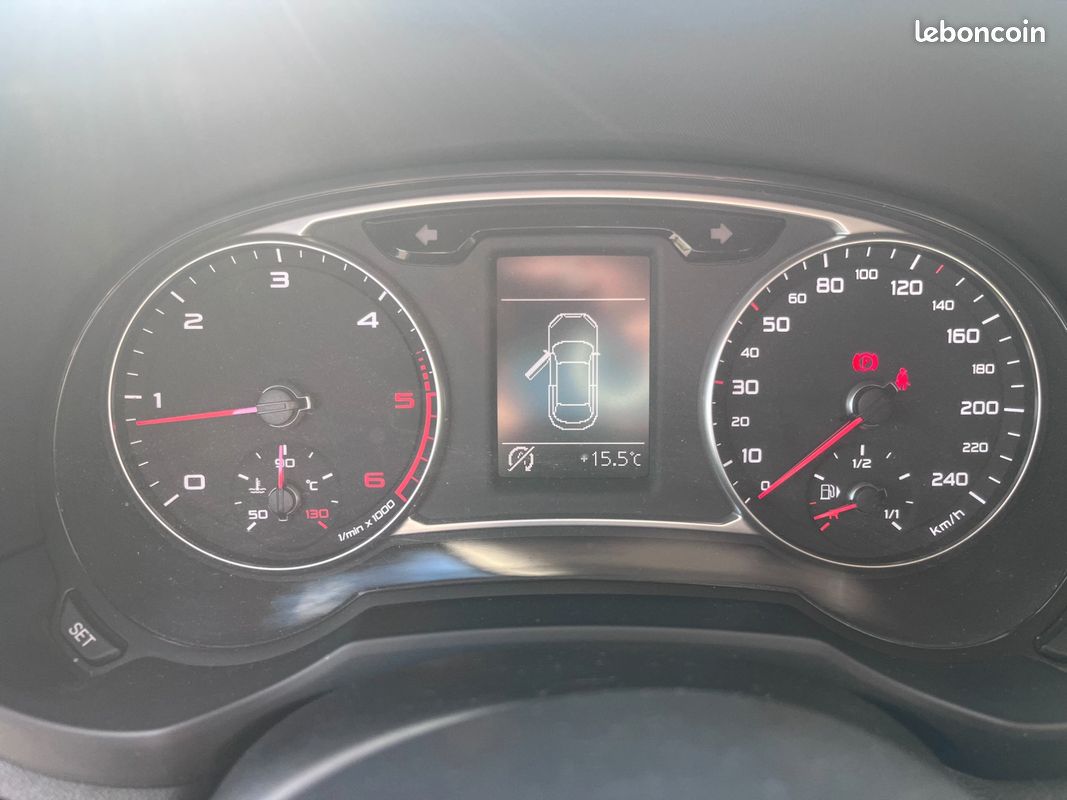 Audi a1 1.6 tdi 90 ch ambiente (image 26)