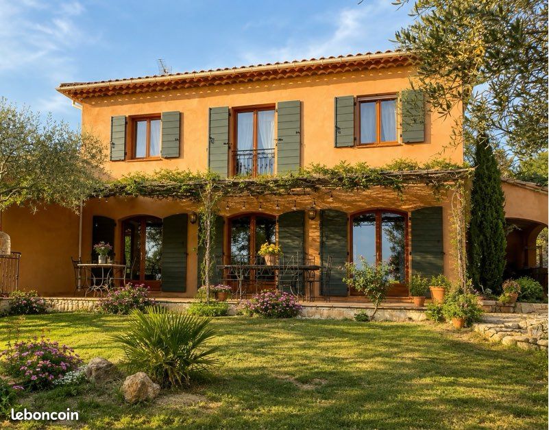 Appartement 6 pièces 160 m² · à Lorgues · 160 m² · 690 000 €