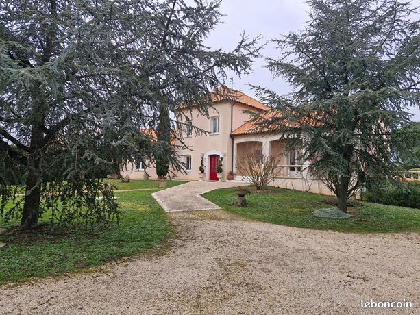 Maison 7 pièces 176 m²