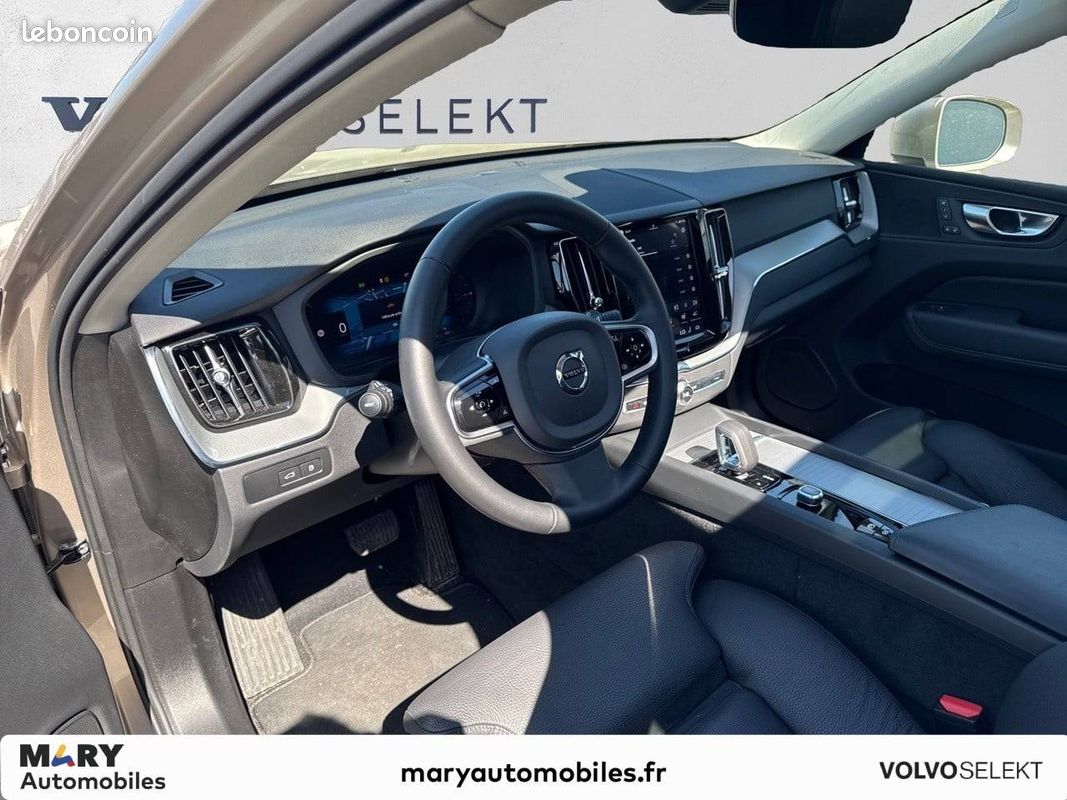 VOLVO XC60 T6 AWD Hybride rechargeable 253 ch+145 ch Geartronic 8 Plus Style Chrome (image 8)