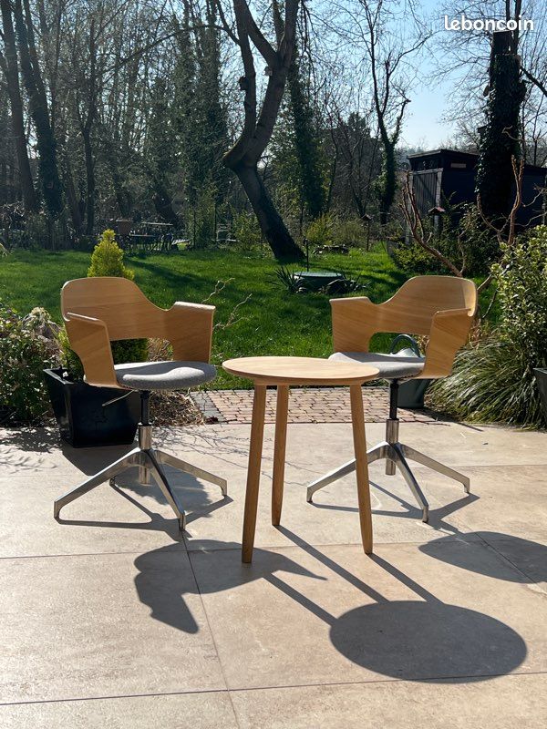 2 fauteuils Fjällberget + table bois (image 1)