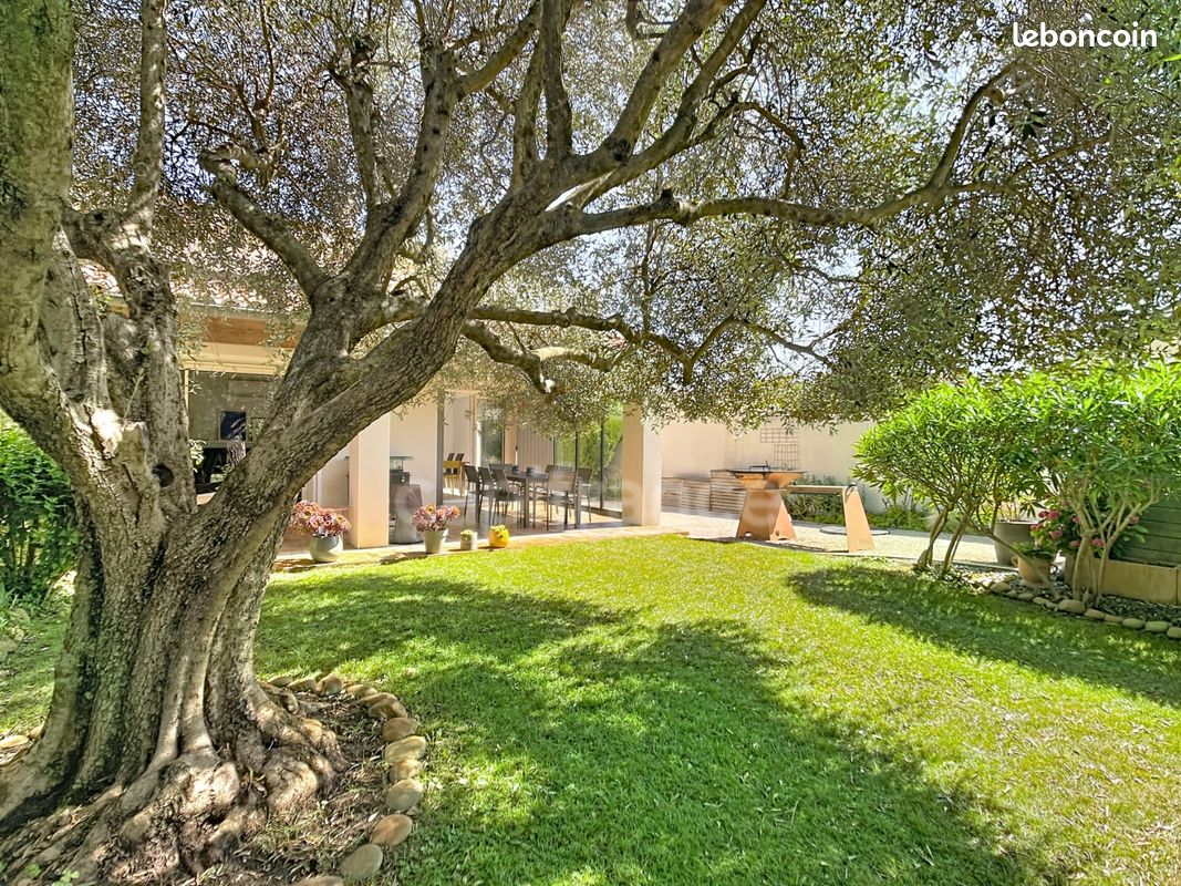 Maison 7 pièces 162 m² · à Montélimar · 162 m² · 529 000 €